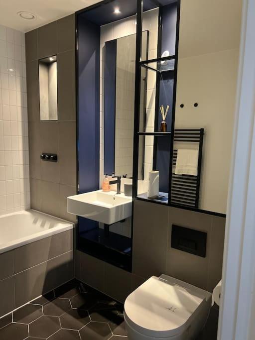 Luxurious High Spec 1 Bedroom * Londra
